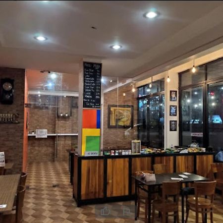 Mira Hotel 반자르마신 외부 사진