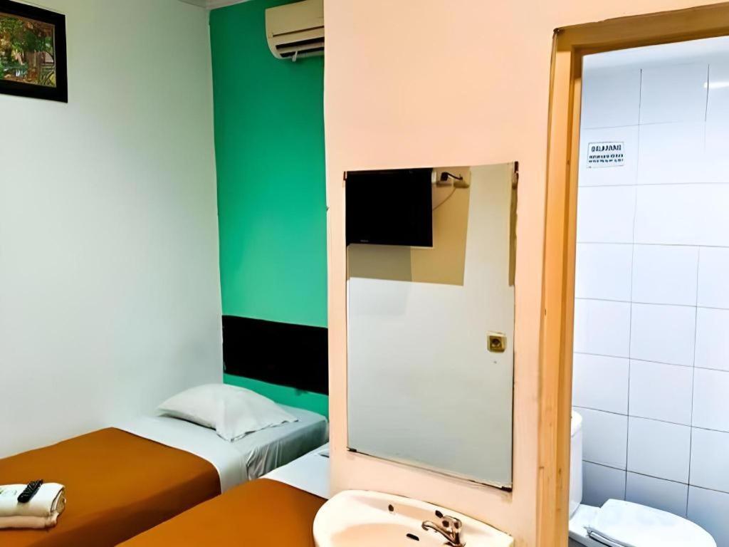 Mira Hotel 반자르마신 외부 사진