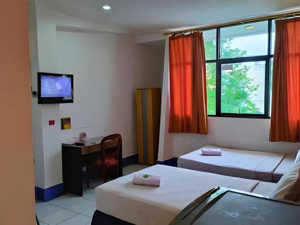 Mira Hotel 반자르마신 외부 사진