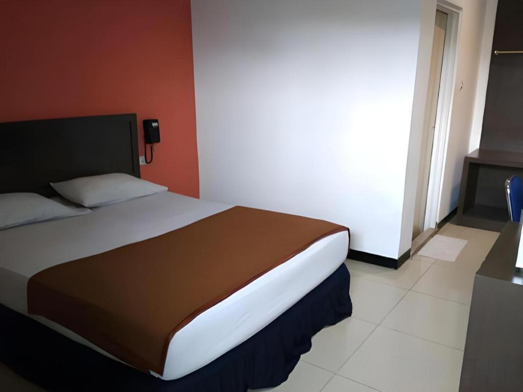 Mira Hotel 반자르마신 외부 사진